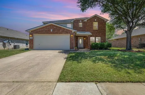 $525,000 | 512 Darlene Trail, Euless, TX 76039