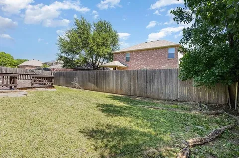 $525,000 | 512 Darlene Trail, Euless, TX 76039