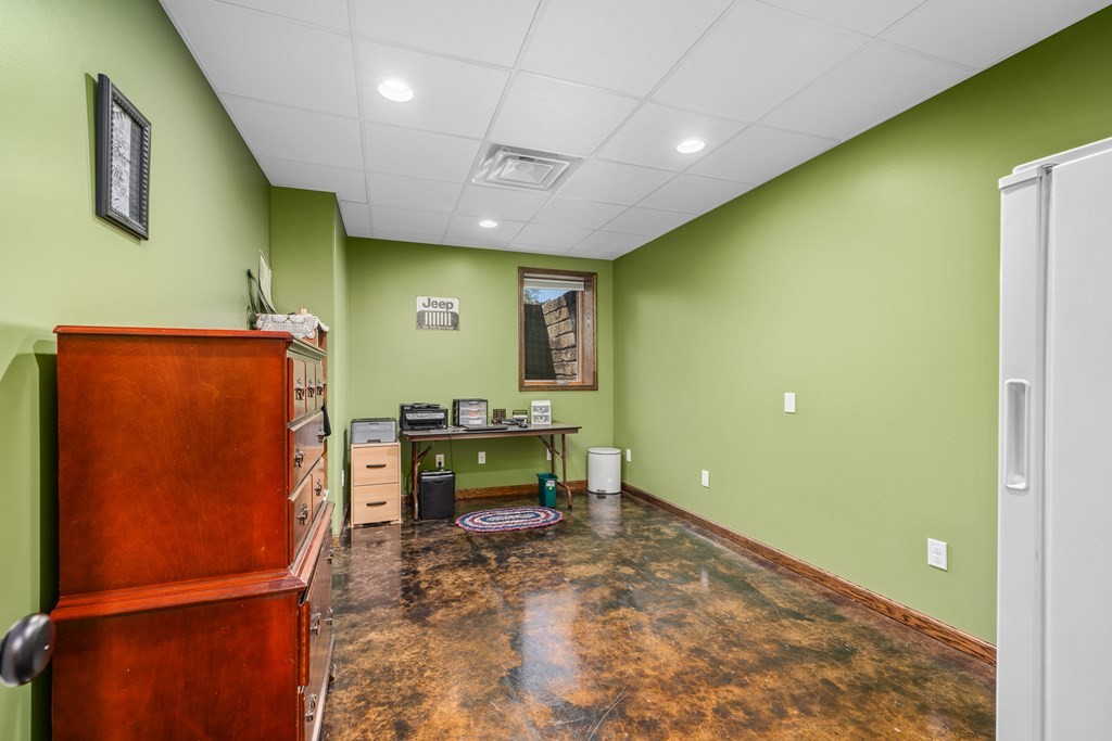 458 Tabletop Road Monterey, TN 38574 - Photo 31 of 65 Gallery Image 31