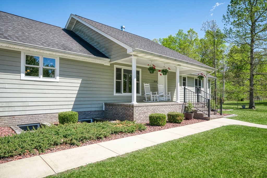 458 Tabletop Road Monterey, TN 38574 - Photo 4 of 65 Gallery Image 4