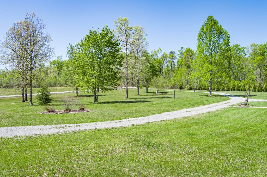 458 Tabletop Road Monterey, TN 38574 - Photo 61 of 65 Gallery Image 61