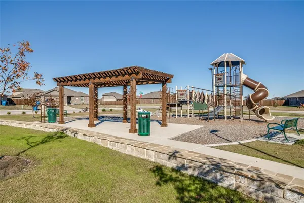 $1,795 | 517 Cultivator Court, Royse City, TX 75189
