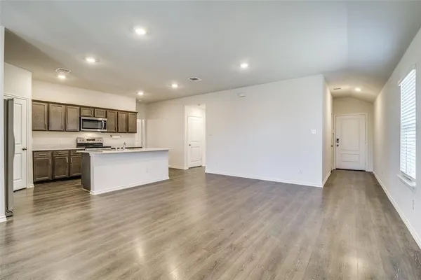 $1,795 | 517 Cultivator Court, Royse City, TX 75189