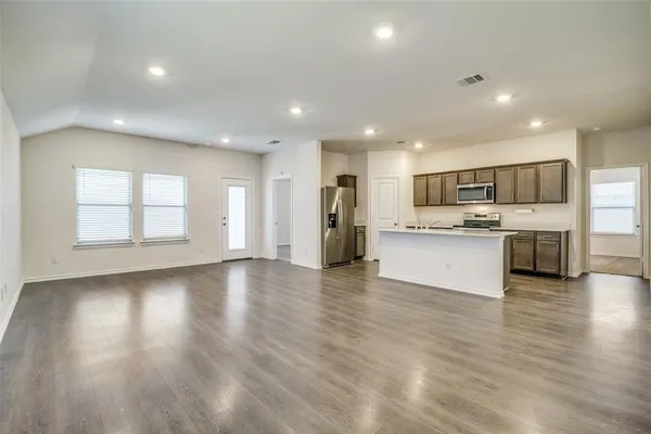$1,795 | 517 Cultivator Court, Royse City, TX 75189