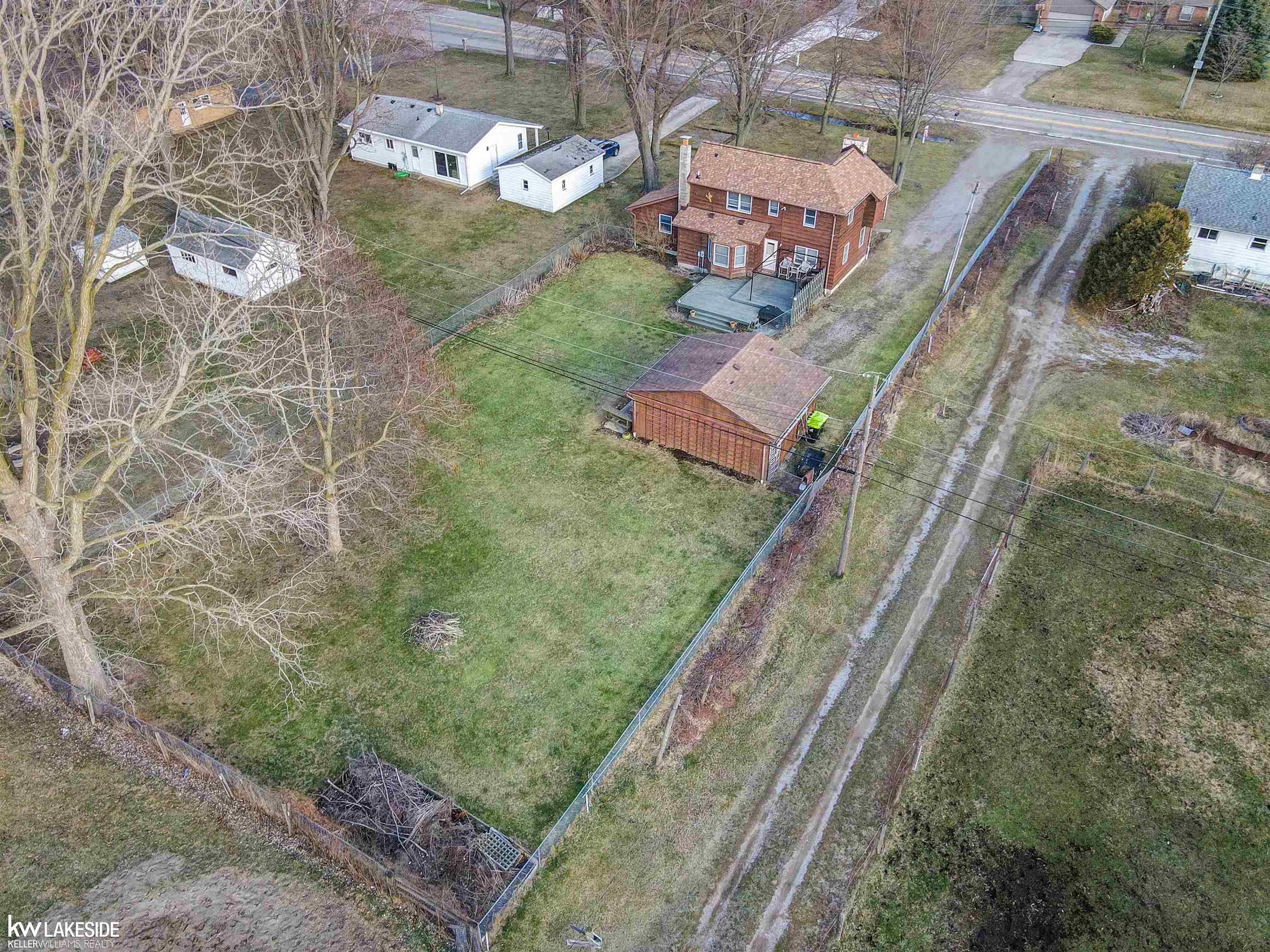 47645 Sugarbush Road Chesterfield, MI 48047 - Photo 3 of 25