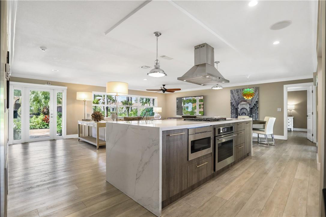 839 Dover Street Boca Raton, FL 33487 - Photo 11 of 48 top of the line appliance