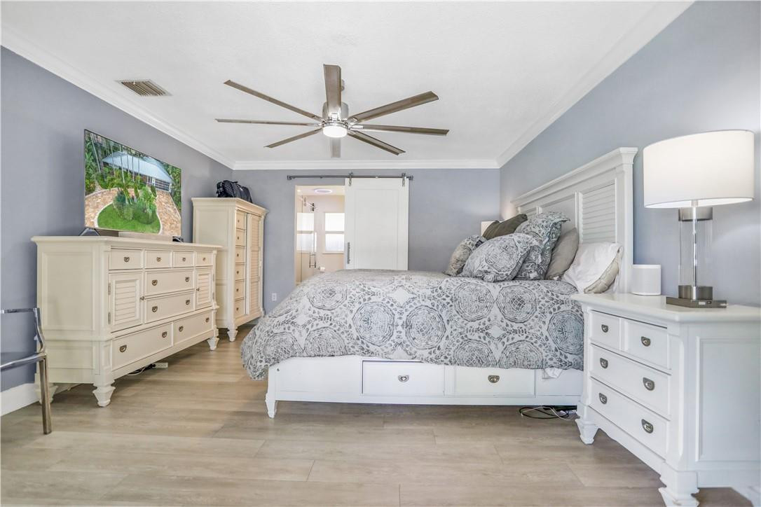 839 Dover Street Boca Raton, FL 33487 - Photo 17 of 48 Master bedroom