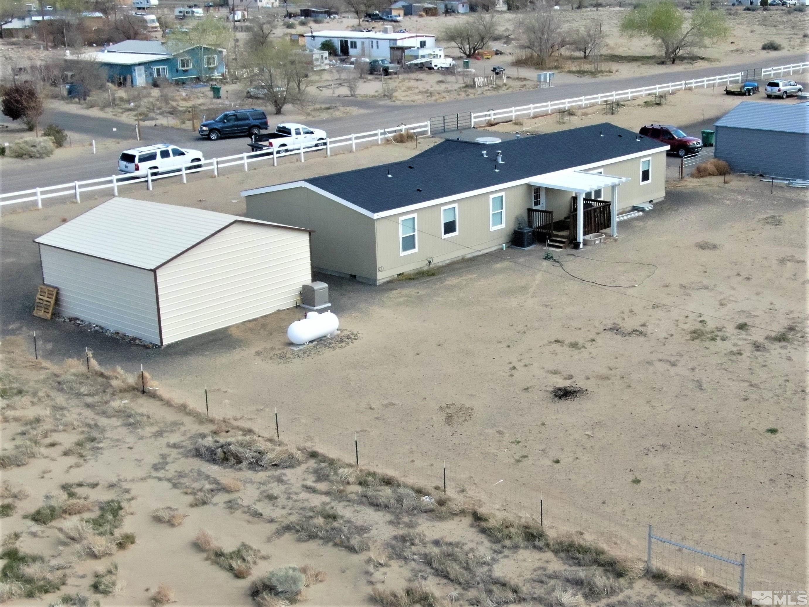 7585 Springfield Road Silver Springs, NV 89429 - Photo 4 of 24 Photo 4