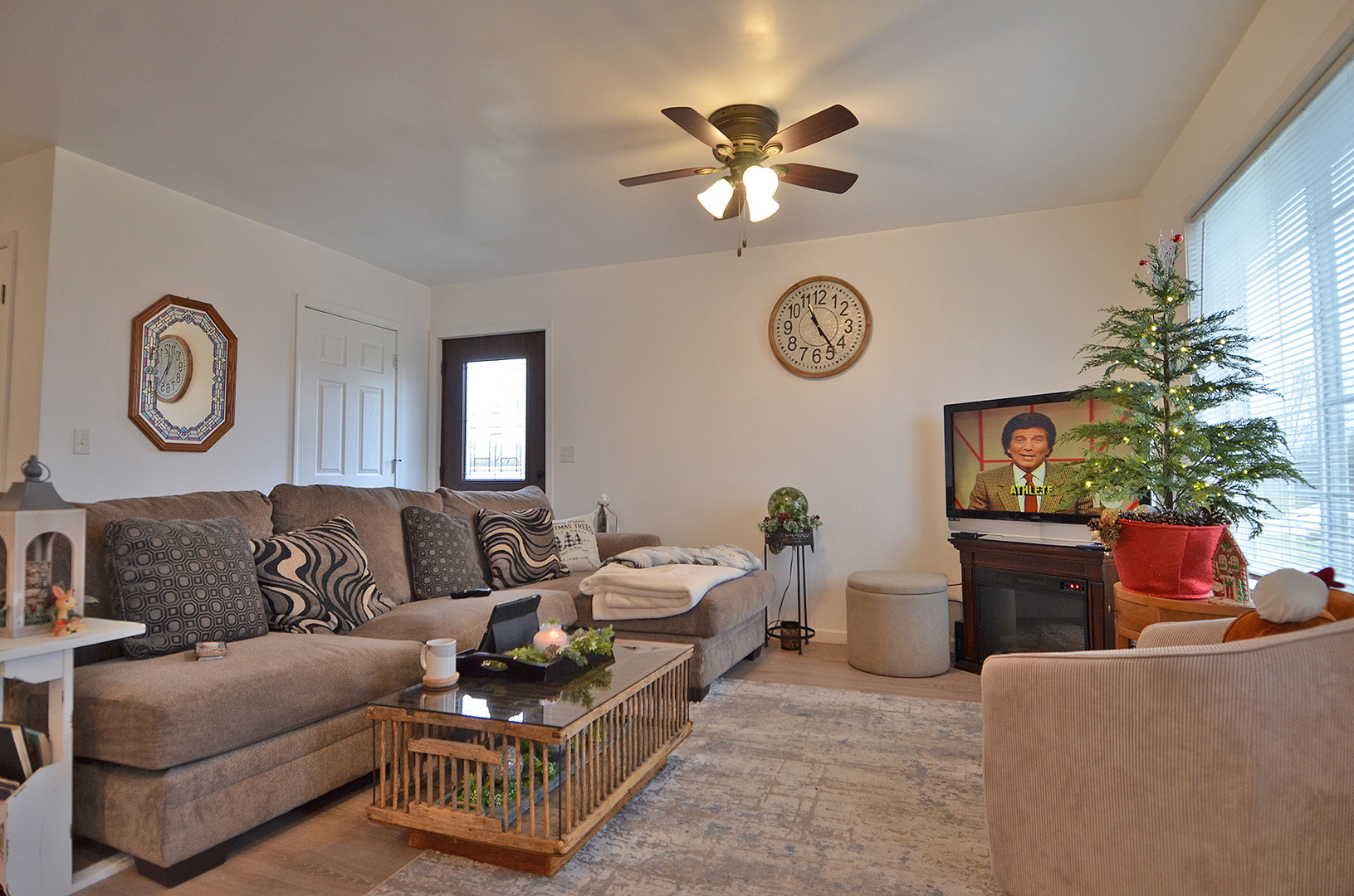 201 24th Avenue Ottawa, IL 61350 - Photo 4 of 14