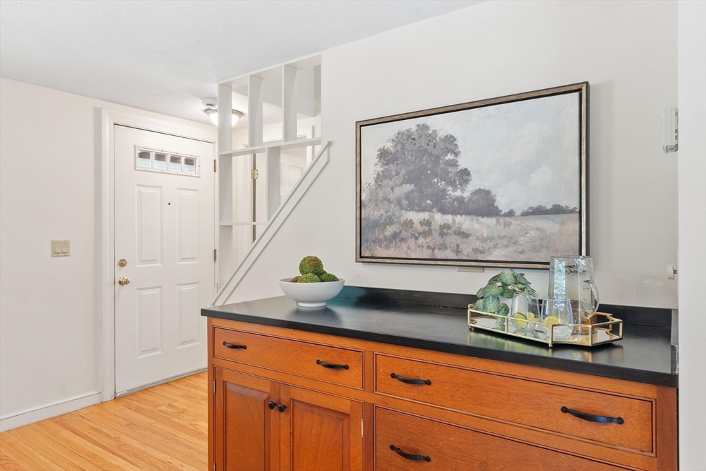 33 Birch Hill Road Ashland, MA 01721 - Photo 10 of 32