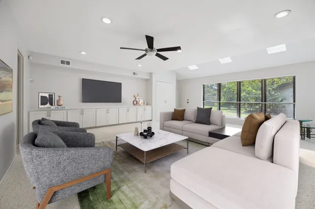 $468,000 | 6115 Paisley Street, Houston, TX 77096