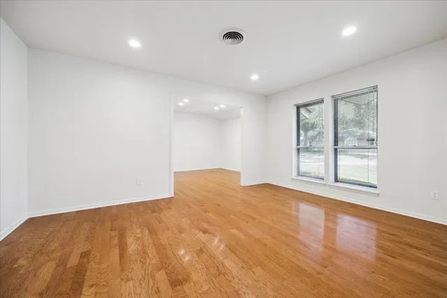 $468,000 | 6115 Paisley Street, Houston, TX 77096