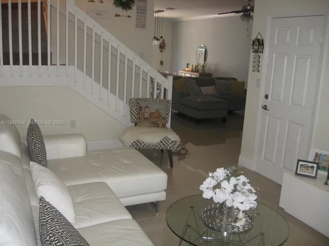 $3,200 | 15070 Southwest 117th Way, Miami, FL 33196