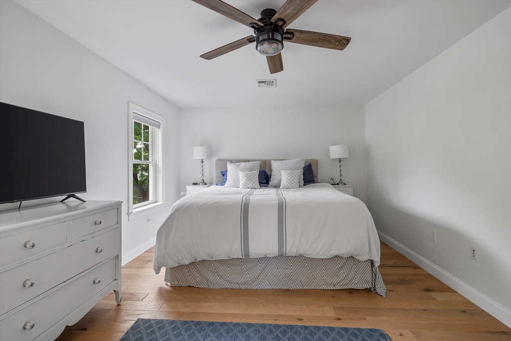 20 Bryn Mawr Road Wellesley, MA 02482 - Photo 11 of 26