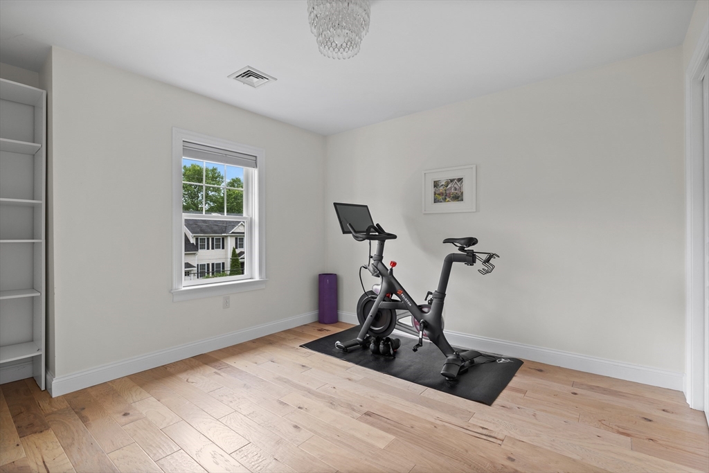 20 Bryn Mawr Road Wellesley, MA 02482 - Photo 13 of 26