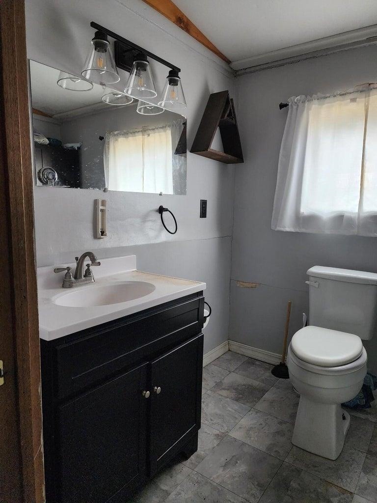 7 Nancy Creek Road Kettle Falls, WA 99141 - Photo 10 of 23