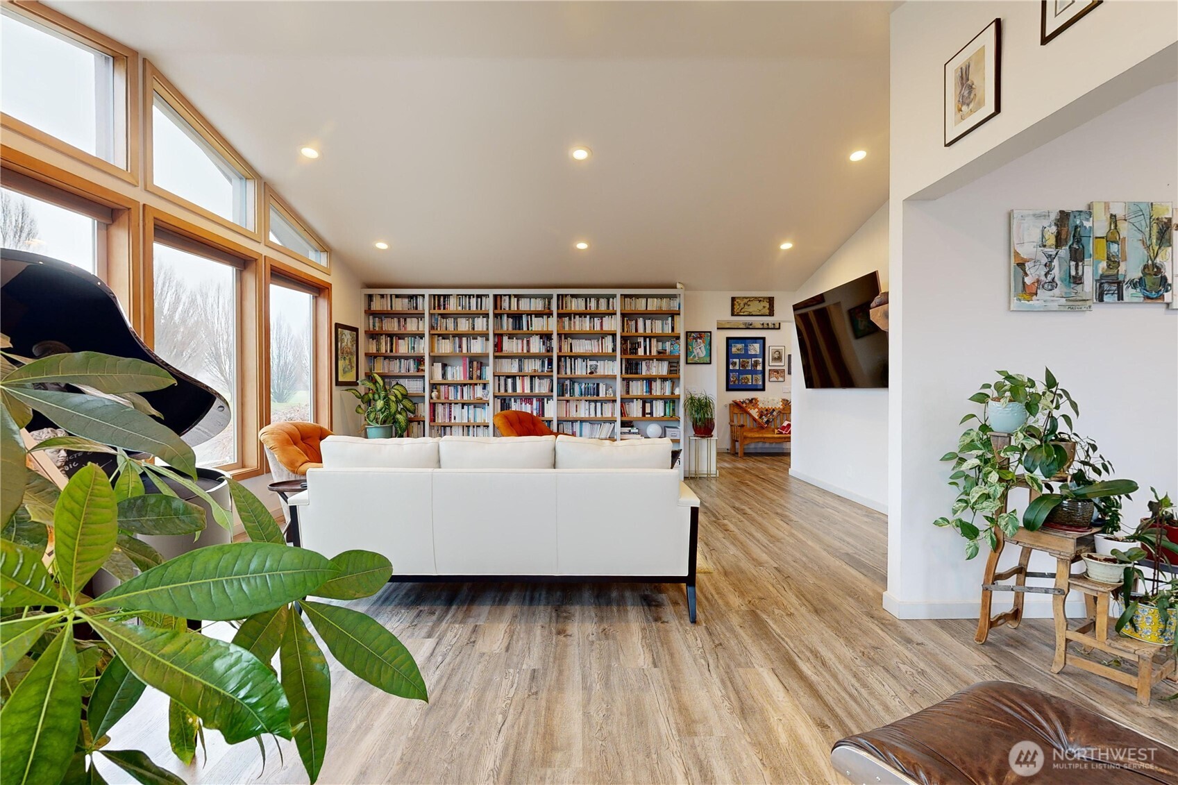 2425 Country Club Road Walla Walla, WA 99362 - Photo 2 of 38