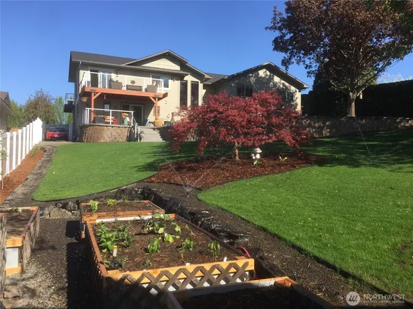 $919,000 | 2425 Country Club Road, Walla Walla, WA 99362