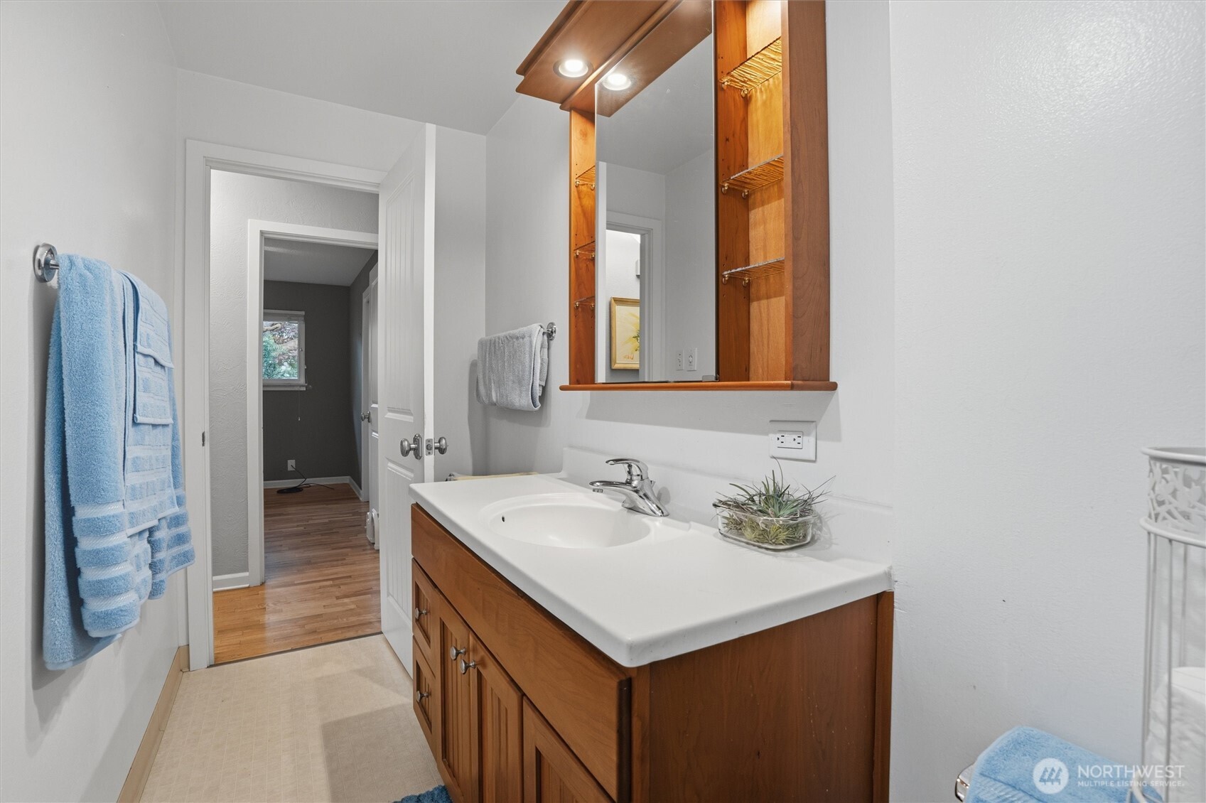 3202 Crystal Springs Road West University Place, WA 98466 - Photo 16 of 37 Gallery Image 16