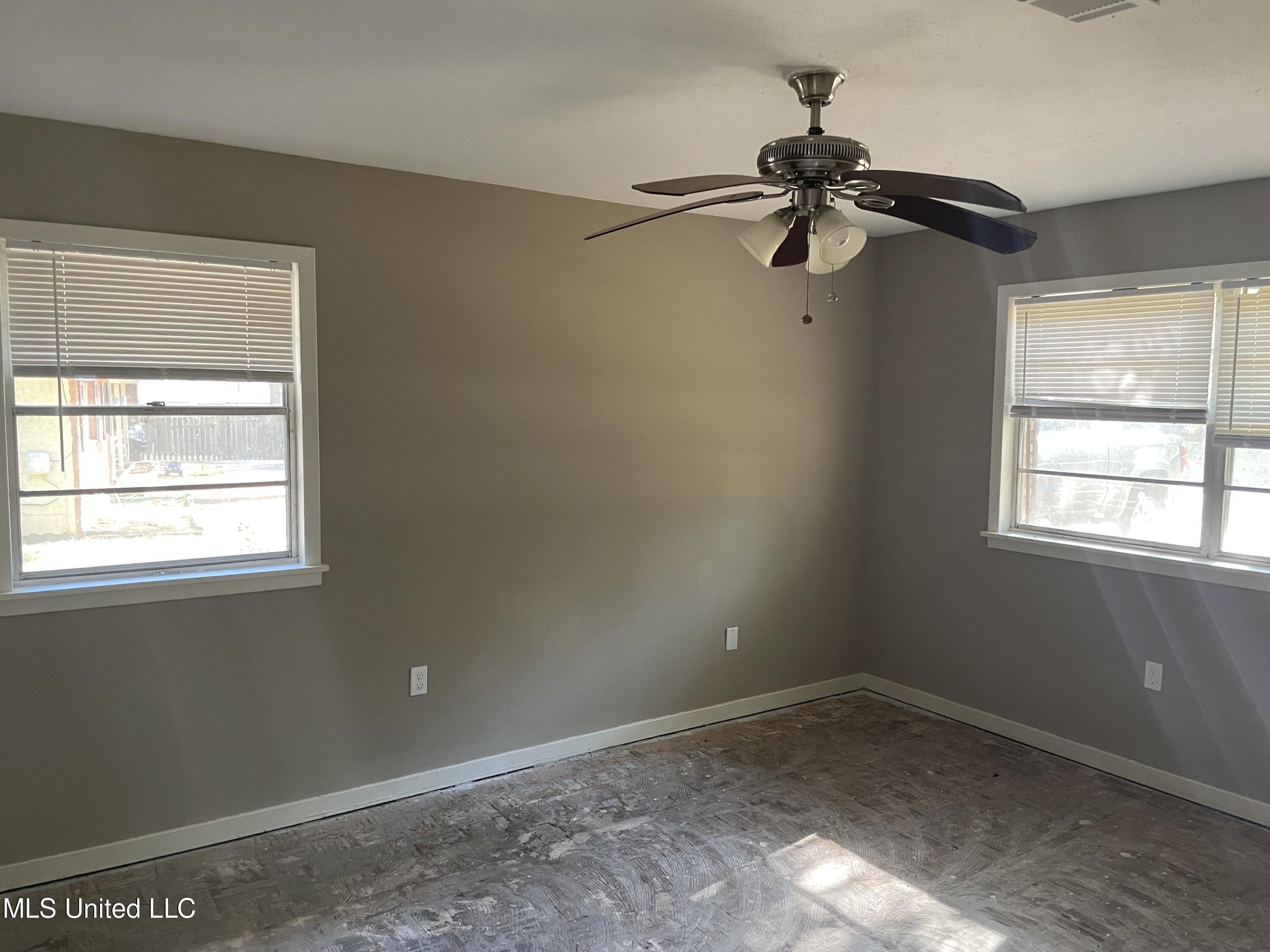 1352 Deerfield Lane Jackson, MS 39211 - Photo 7 of 9 IMG_4881
