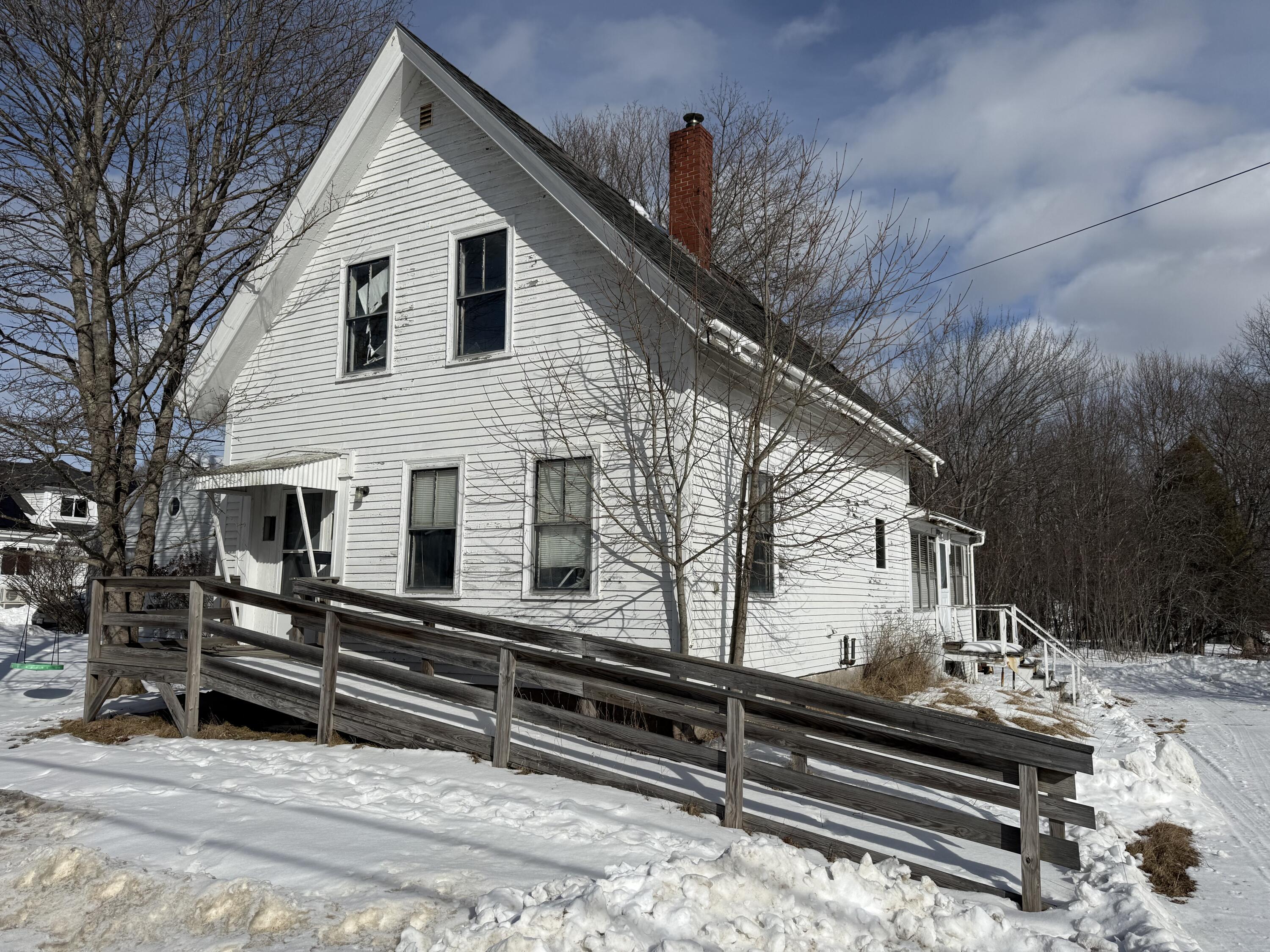 29 Broadway Street Machias, ME 04654 - Photo 1 of 29 IMG_3312