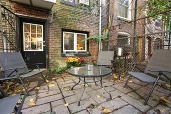 $6,800 | 16 Greenwich Street, Unit 1, Boston, MA 02120