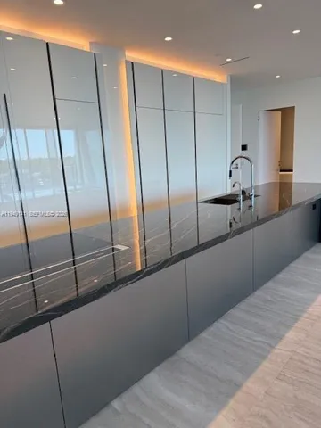 $8,690,000 | 5 Grove Isle Drive, Unit S503, Miami, FL 33133