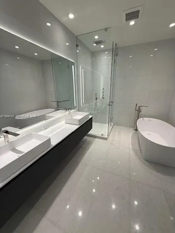 $8,690,000 | 5 Grove Isle Drive, Unit S503, Miami, FL 33133