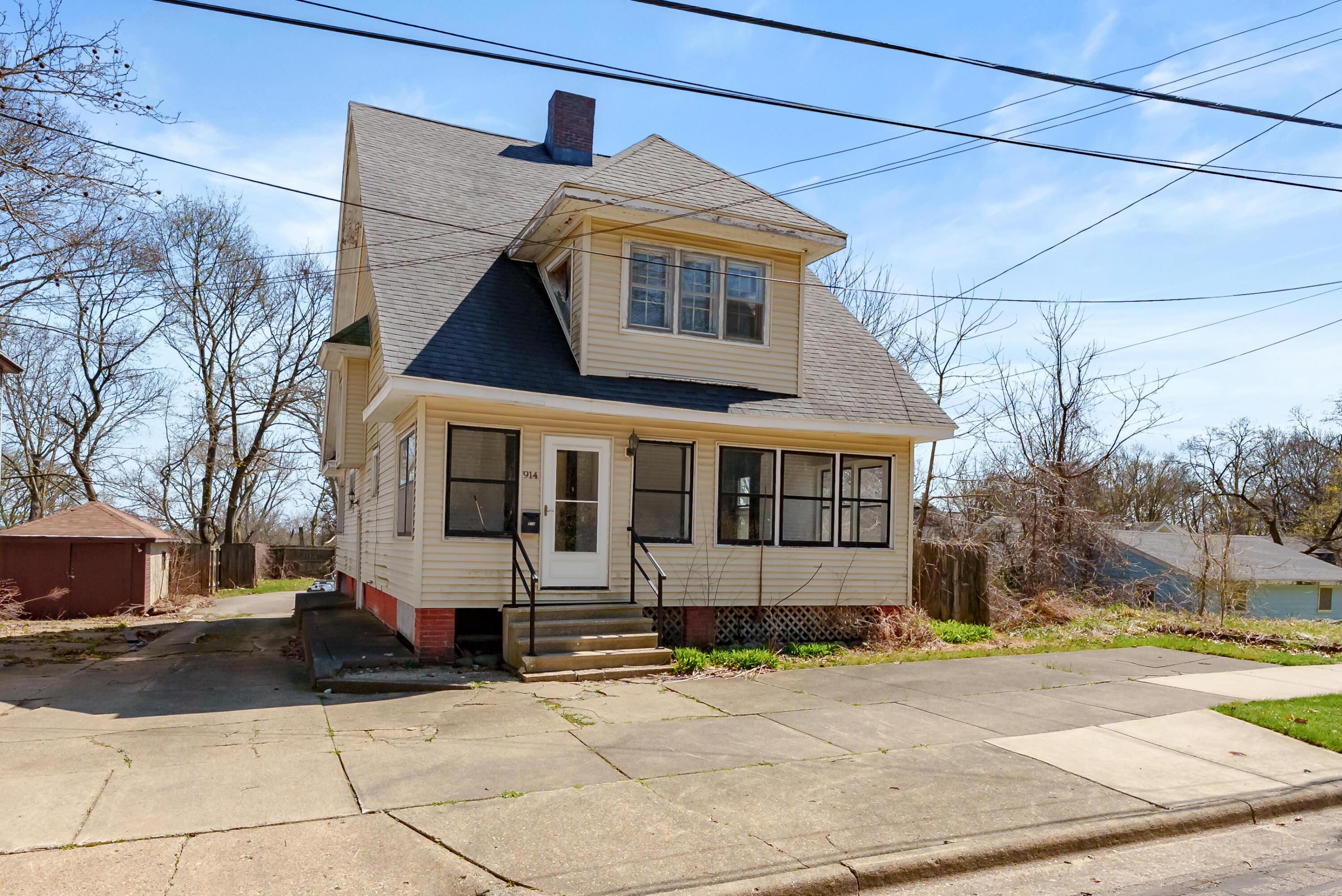 914 Denner Street Kalamazoo, MI 49006 - Photo 28 of 39 Denner St 914 Kalamazoo 49006-23