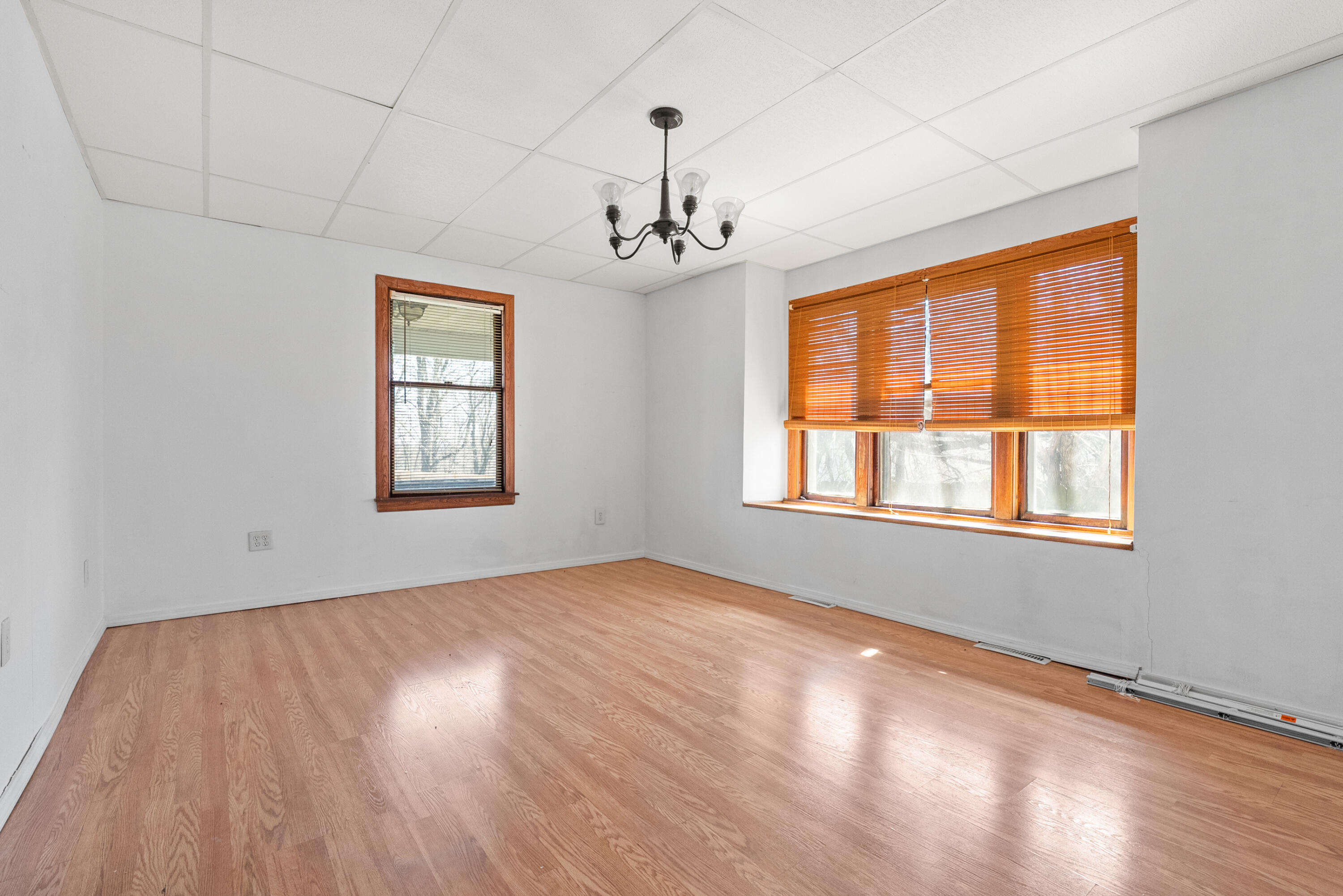 914 Denner Street Kalamazoo, MI 49006 - Photo 10 of 39 Denner St 914 Kalamazoo 49006-6