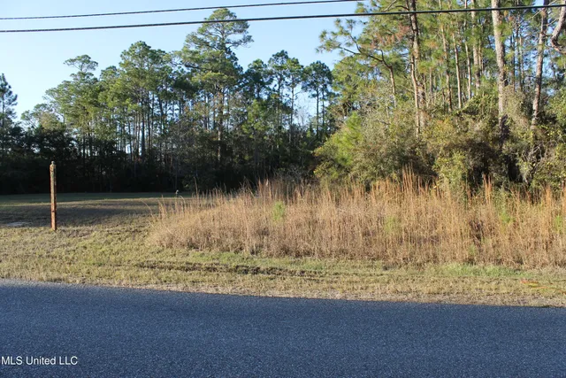 $18,000 | Royal Oak Blvd Pass, Pass Christian, MS 39571