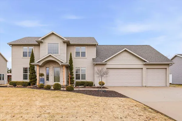 $500,000 | N9185 Jonsch Drive, Appleton, WI 54915