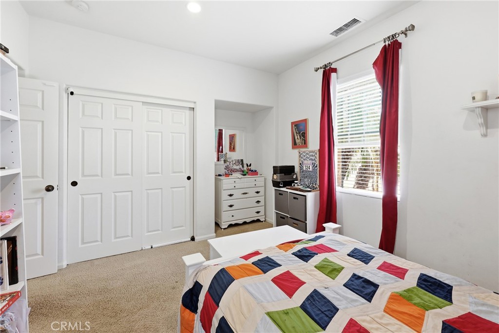 1721 Arthur Loop West Upland, CA 91784 - Photo 7 of 50
