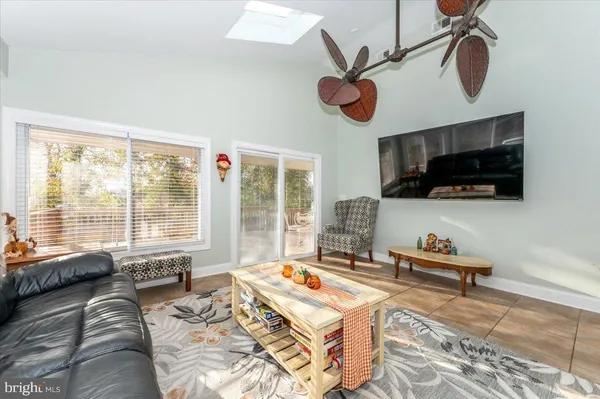 $405,000 | 1306 3rd Road, Middle River, MD 21220