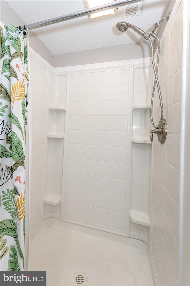 1306 3rd Road Middle River, MD 21220 - Photo 26 of 60 Modern shower