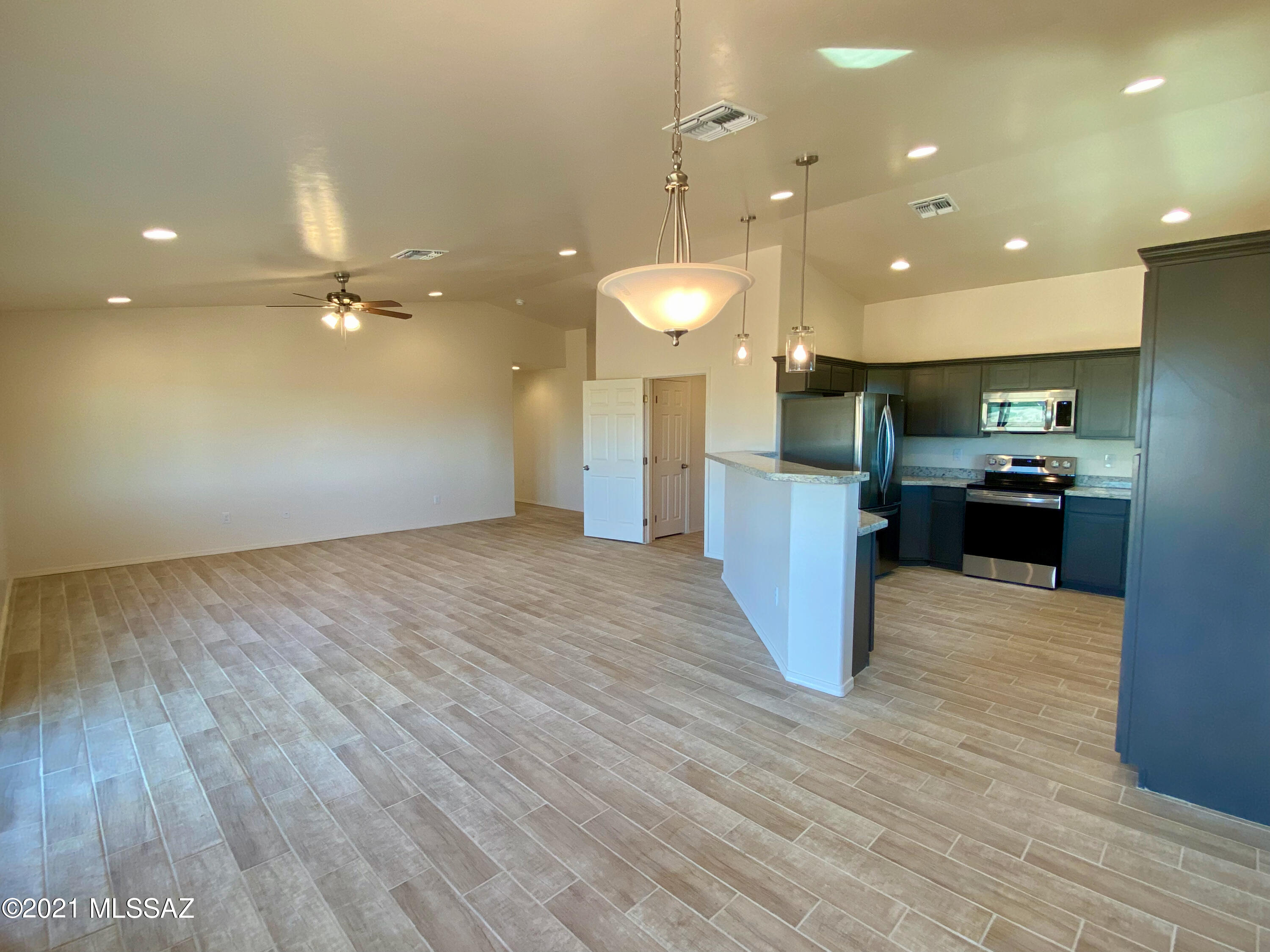 1683 Calle Cabo Rio Rico, AZ 85648 - Photo 8 of 35 Gallery Image 8
