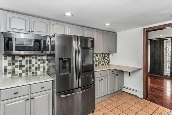 $4,000 | 524 Jerusalem Avenue, Hicksville, NY 11801