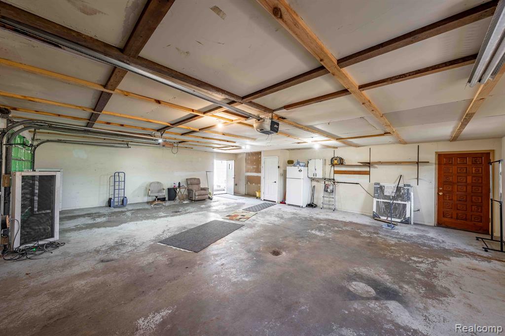 10418 Linden Road Grand Blanc, MI 48439 - Photo 33 of 43 Gallery Image 33