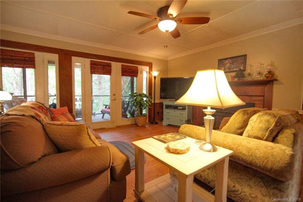 282 Rippy Road Tryon, NC 28782 - Photo 9 of 35
