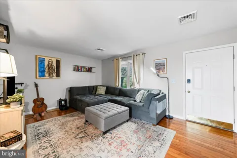 $400,000 | 597 Lancaster Pike, New Providence, PA 17560