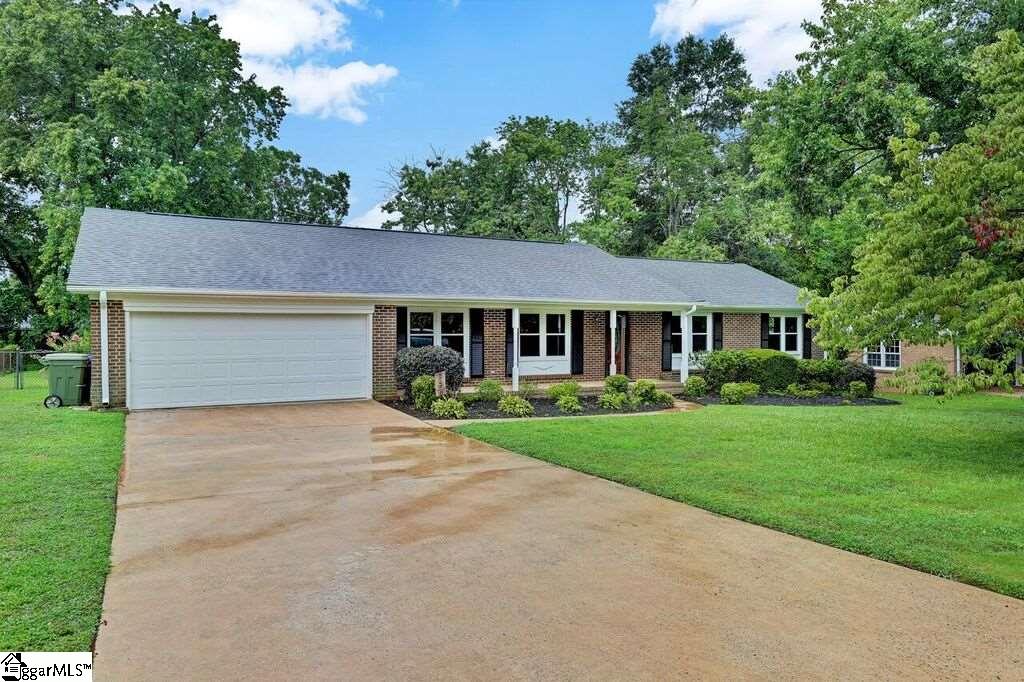 110 Old Bridges Road Mauldin, SC 29662 - Photo 1 of 25 Gallery Image 1