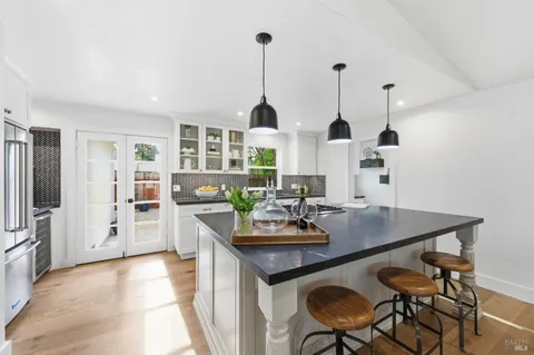 $2,595,000 | 1123 Oak Avenue, St. Helena, CA 94574