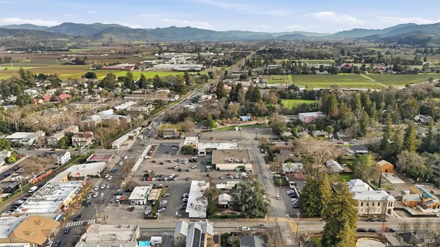 $2,595,000 | 1123 Oak Avenue, St. Helena, CA 94574