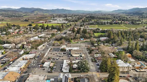 $2,595,000 | 1123 Oak Avenue, St. Helena, CA 94574