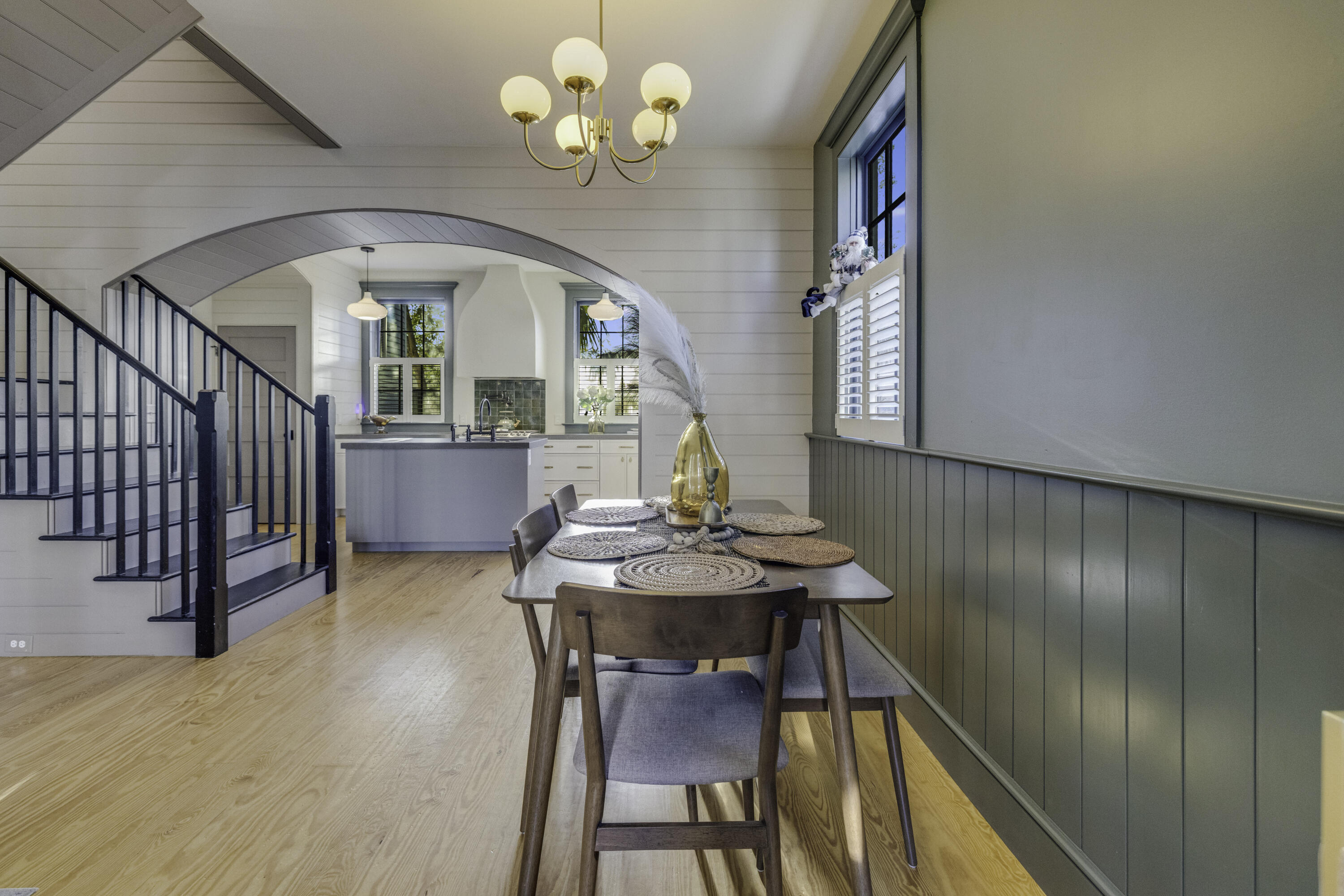 265 Coming Street, Unit A Charleston, SC 29403 - Photo 5 of 25 DINING