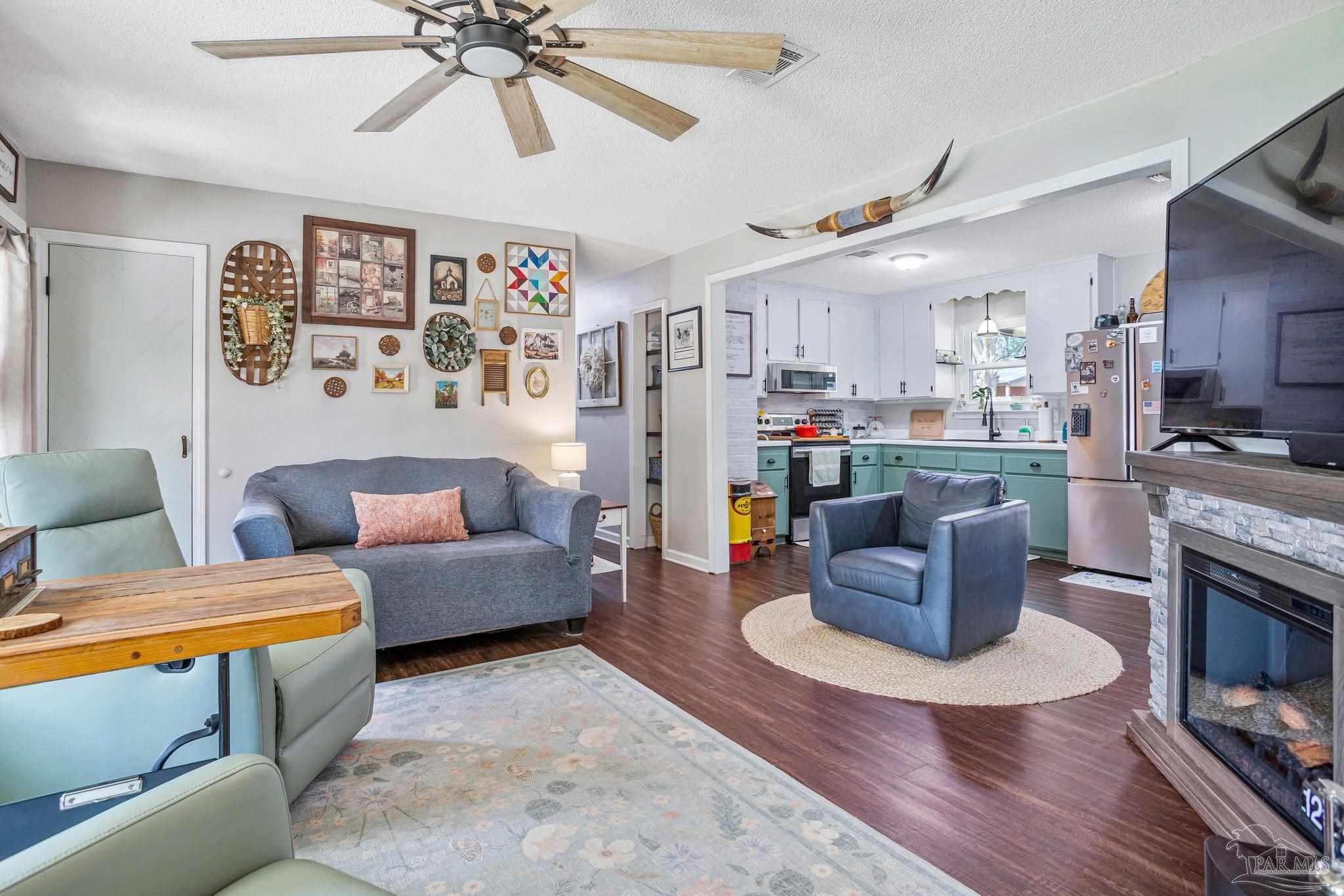 2511 West Kingsfield Road Cantonment, FL 32533 - Photo 7 of 39 Gallery Image 7