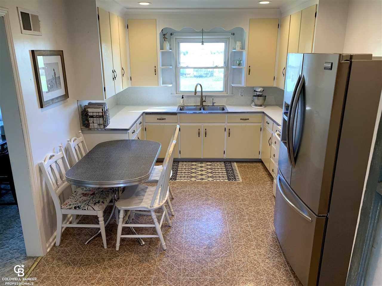 6105 Melvin Road Peck, MI 48466 - Photo 23 of 29 Kitchen