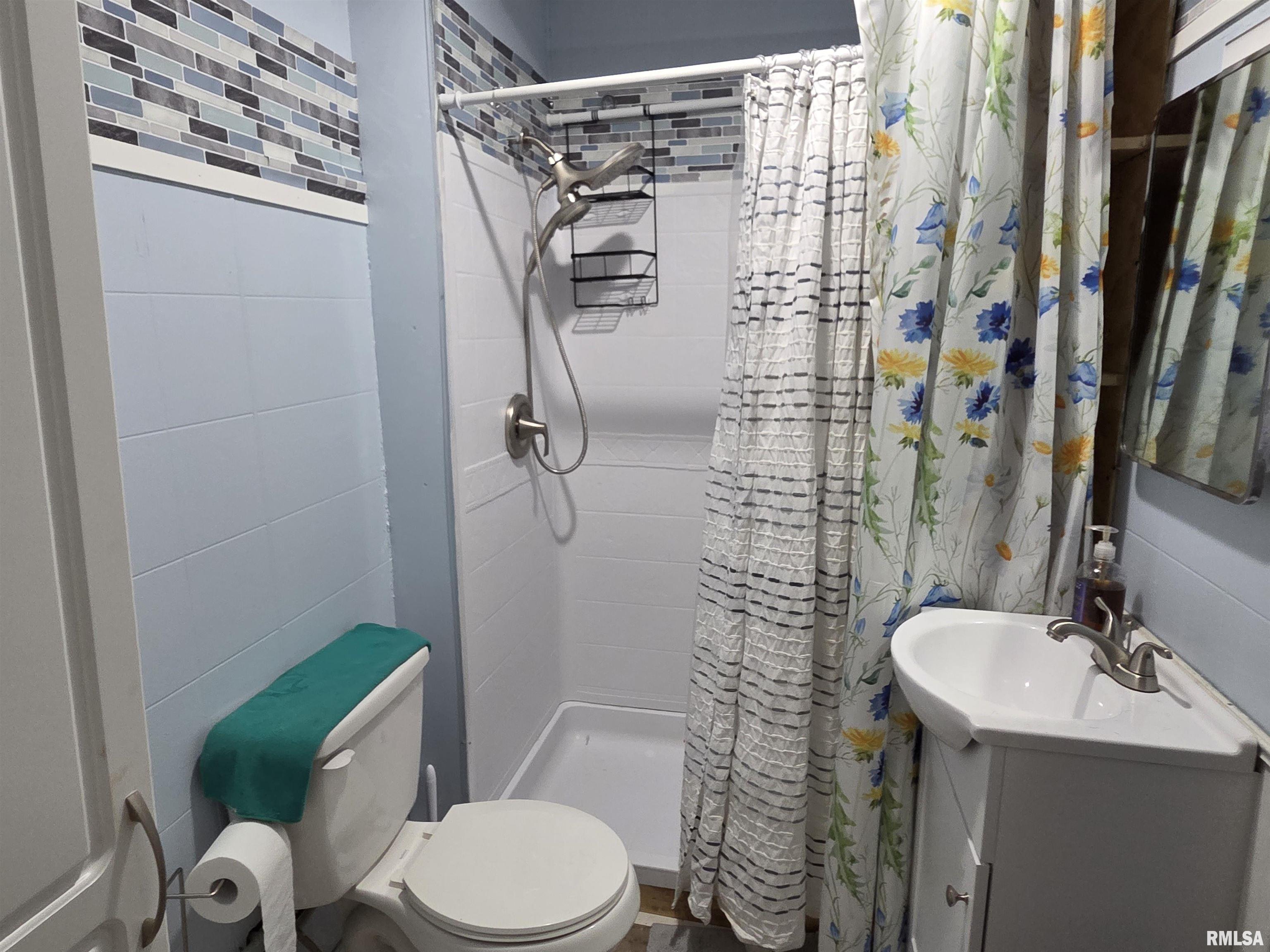 308 South Bonham Street Macomb, IL 61455 - Photo 19 of 24
