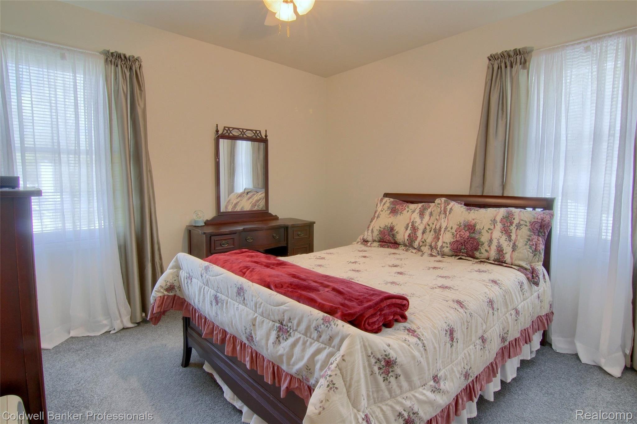 21991 Rust Road New Boston, MI 48164 - Photo 24 of 32 24-2nd-Bedroom.jpg