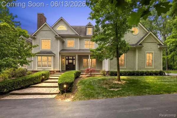 $1,800,000 | 1600 South Hickory Ridge Trail, Milford, MI 48380